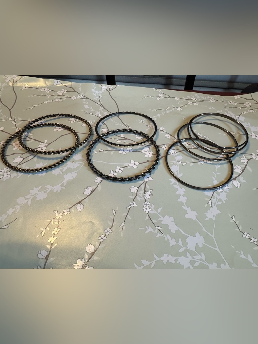 Blackish Metal 8 pieces  Bangle Bracelet Set - Women Accessories 🦋🌊🪎